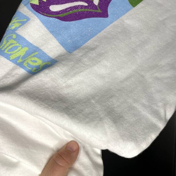 Daydreamer Rolling Stones 9 Licks Boyfriend Style Vintage White Tee size Large - Picture 7 of 8